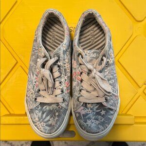 Taos Floral Canvas Sneakers